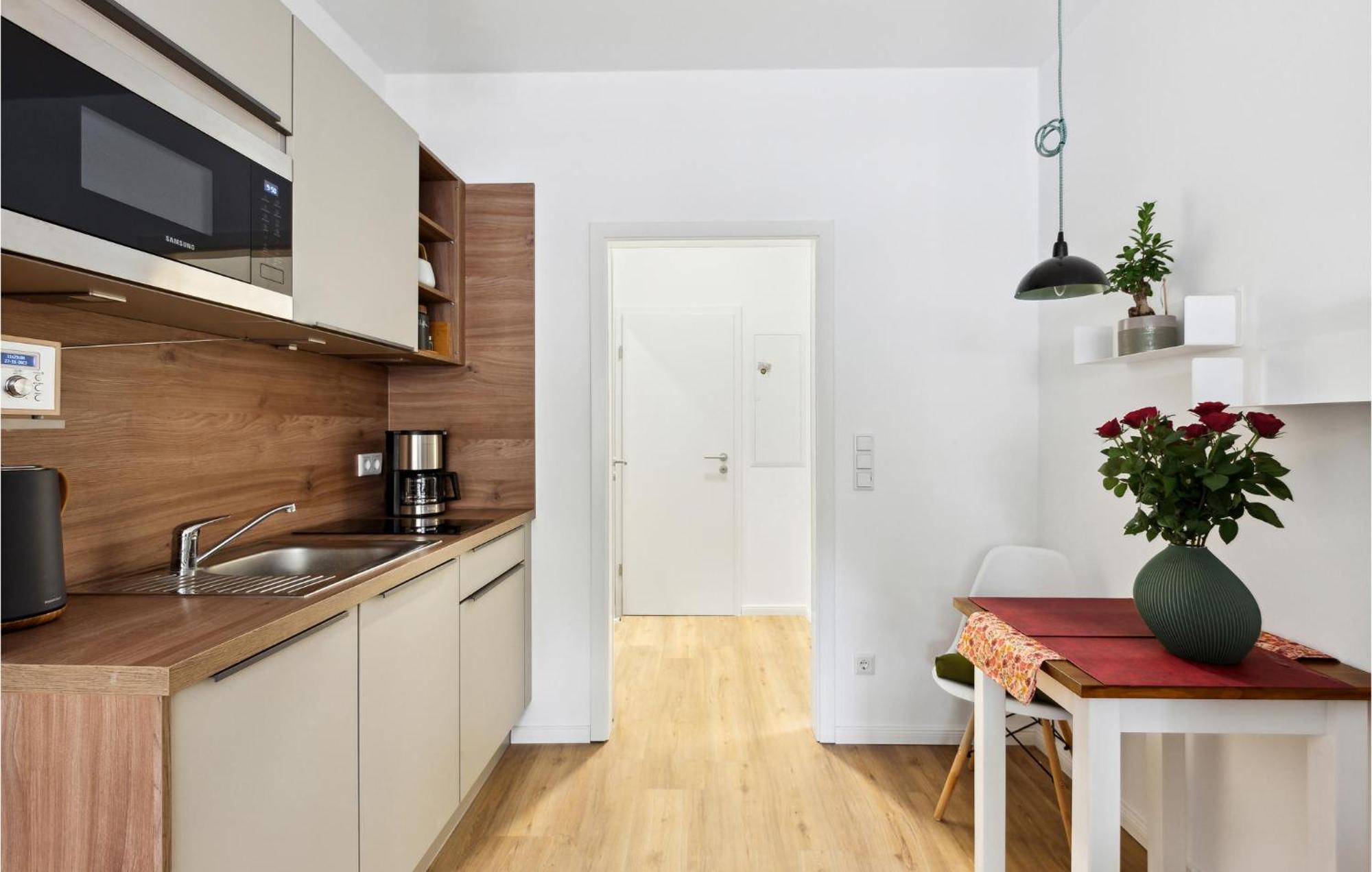 Pet Friendly Apartment In Naumburg With Kitchen 외부 사진